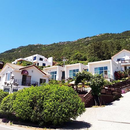 Namhae Bluemare Pension エクステリア 写真