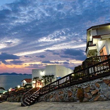 Namhae Bluemare Pension エクステリア 写真