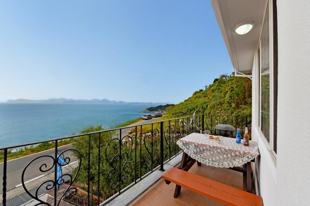 Namhae Bluemare Pension エクステリア 写真