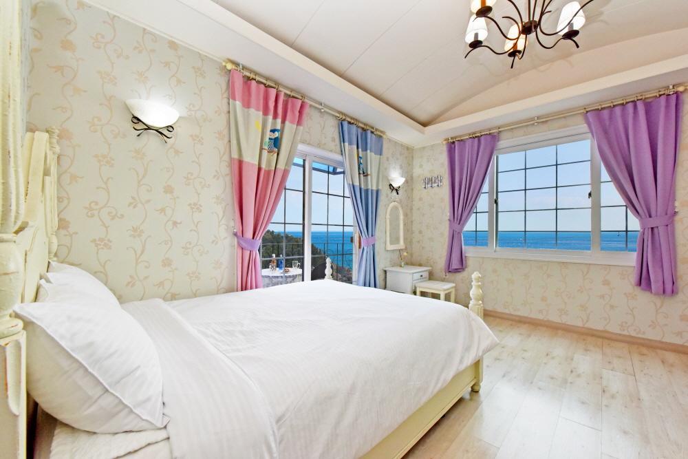 Namhae Bluemare Pension エクステリア 写真